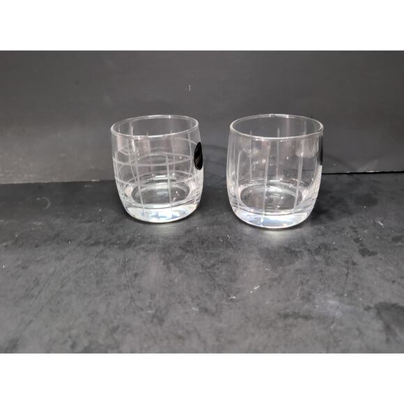 Fifth Avenue Crystal Old Fashioned Glasses, Set of 2, Clear Engrave Grid Tumbler - Picture 4 of 7